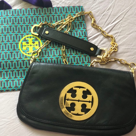 Tory Burch Handbags - Tory Burch reva clutch
